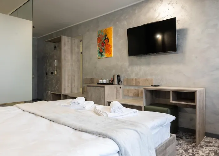 Lejlighedshotel Rcr Einstein 3*