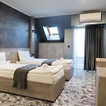 Aparthotel Rcr Einstein