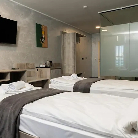 Rcr Einstein Apartahotel Sofía