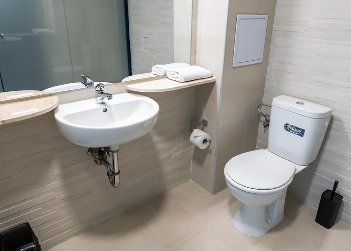 Rcr Einstein Aparthotel