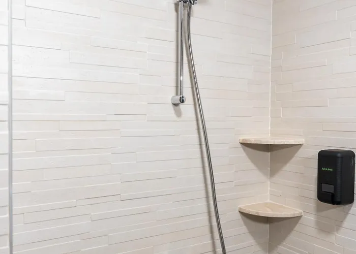 Rcr Einstein Апартхотел 3*