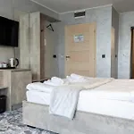 Rcr Einstein Hotel apartamentowy Sofia