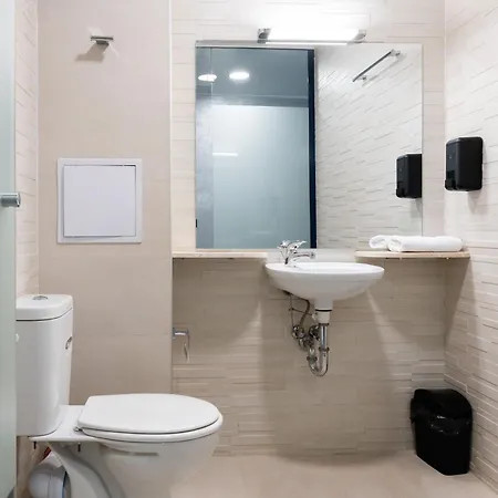 Rcr Einstein 3* ソフィア